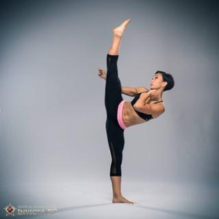 Michelle Waterson feet photo thumbnail