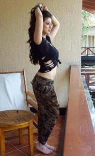 Raai Laxmi feet photo thumbnail