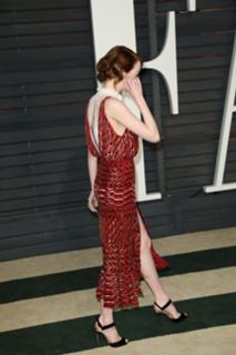 Emma Stone feet photo thumbnail