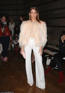 Millie Mackintosh feet photo thumbnail