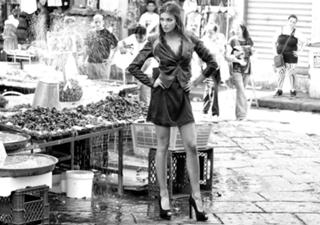 Cristina Buccino feet photo thumbnail