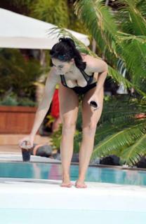 Vicky Pattison feet photo thumbnail