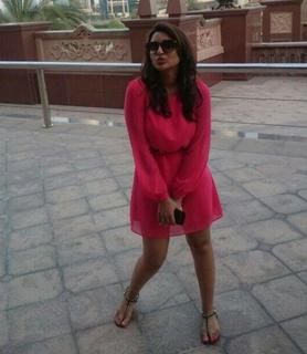 Parineeti Chopra feet photo thumbnail