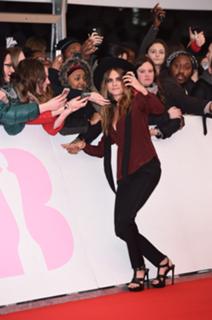 Cara Delevingne feet photo thumbnail