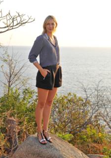 Maria Sharapova feet photo thumbnail