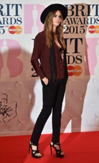 Cara Delevingne feet photo thumbnail
