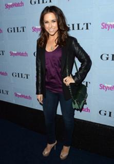 Lacey Chabert feet photo thumbnail