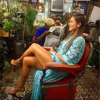 Lívia Andrade feet photo thumbnail