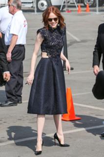 Emma Stone feet photo thumbnail