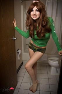Bailey Jay feet photo thumbnail