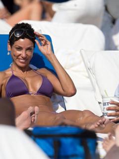 Nicole Murphy feet photo thumbnail