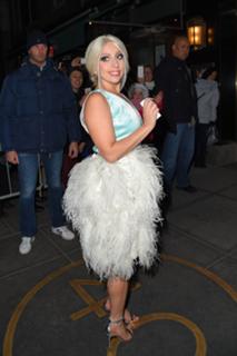 Lady Gaga feet photo thumbnail