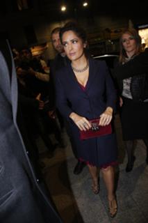 Salma Hayek feet photo thumbnail