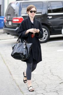 Lily Collins feet photo thumbnail