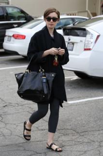 Lily Collins feet photo thumbnail