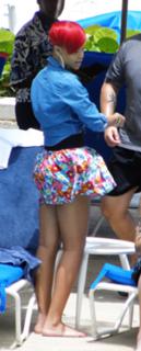 Rihanna feet photo thumbnail