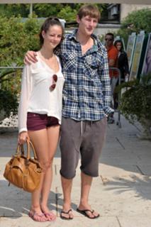 Kaya Scodelario feet photo thumbnail
