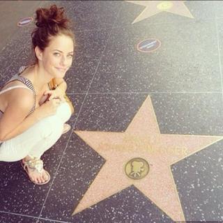 Kaya Scodelario feet photo thumbnail
