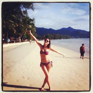 Kaya Scodelario feet photo thumbnail