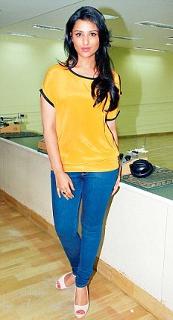 Parineeti Chopra feet photo thumbnail