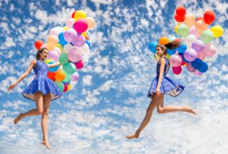 Taylor Hill feet photo thumbnail