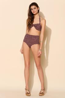 Taylor Hill feet photo thumbnail