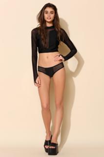 Taylor Hill feet photo thumbnail