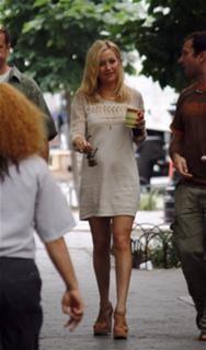 Kate Hudson feet photo thumbnail