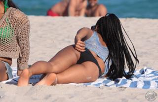 Christina Milian feet photo thumbnail