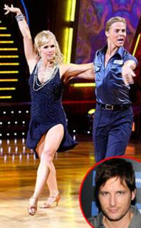 Jennie Garth feet photo thumbnail
