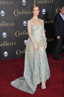 Lily James feet photo thumbnail