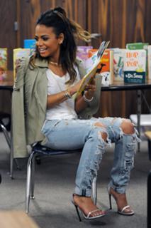 Christina Milian feet photo thumbnail