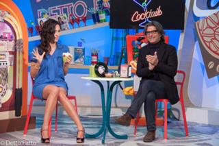 Caterina Balivo feet photo thumbnail