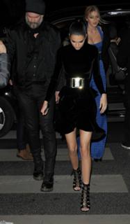 Kendall Jenner feet photo thumbnail