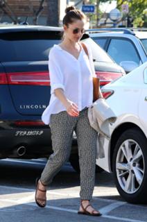 Minka Kelly feet photo thumbnail