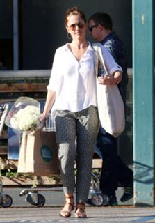 Minka Kelly feet photo thumbnail