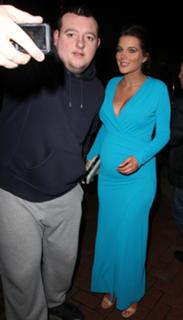 Helen Flanagan feet photo thumbnail