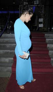 Helen Flanagan feet photo thumbnail