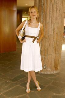Maggie Grace feet photo thumbnail