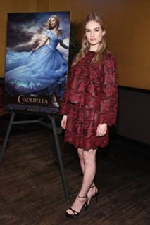 Lily James feet photo thumbnail