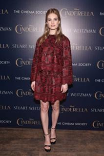 Lily James feet photo thumbnail