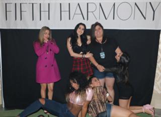 Camila Cabello feet photo thumbnail