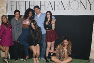 Camila Cabello feet photo thumbnail