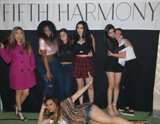 Camila Cabello feet photo thumbnail