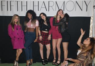 Camila Cabello feet photo thumbnail