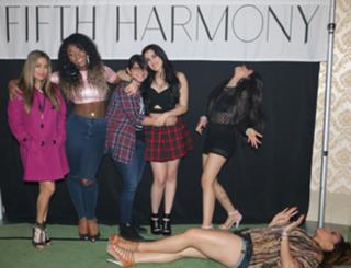 Camila Cabello feet photo thumbnail