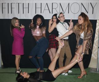 Camila Cabello feet photo thumbnail