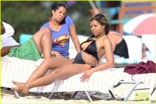 Taraji P. Henson feet photo thumbnail