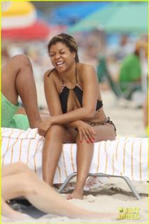 Taraji P. Henson feet photo thumbnail