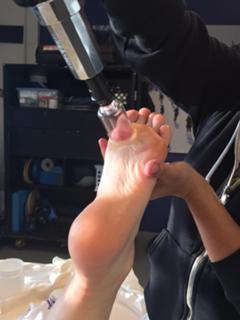 Katy Perry feet photo thumbnail